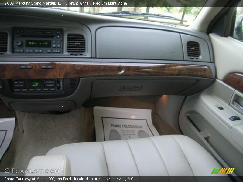 Vibrant White / Medium Light Stone 2009 Mercury Grand Marquis LS