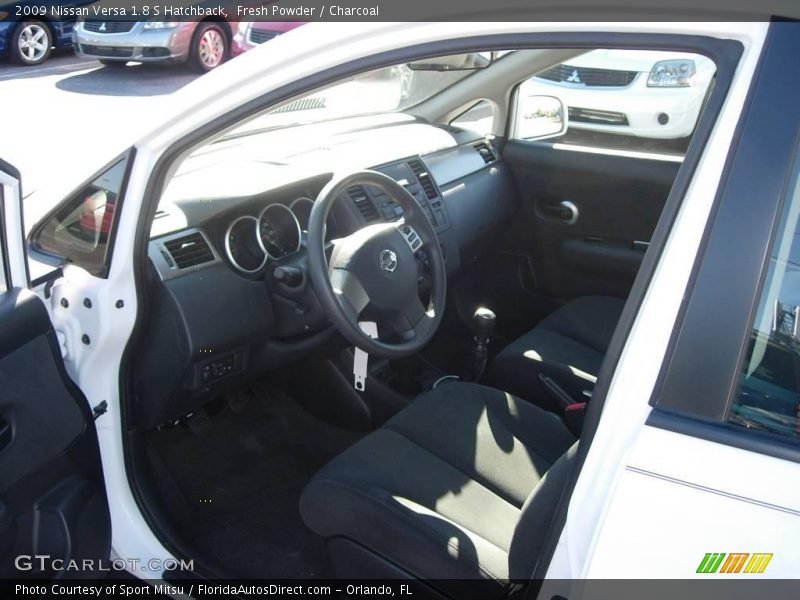 Fresh Powder / Charcoal 2009 Nissan Versa 1.8 S Hatchback