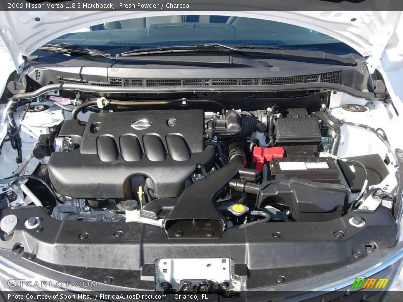 Fresh Powder / Charcoal 2009 Nissan Versa 1.8 S Hatchback