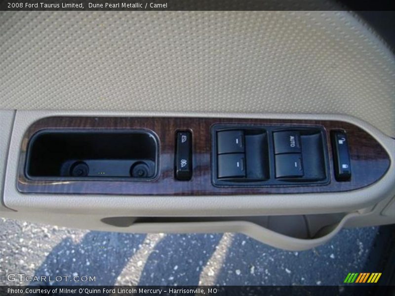 Dune Pearl Metallic / Camel 2008 Ford Taurus Limited