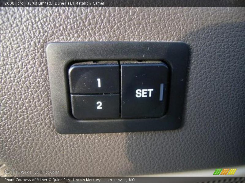 Dune Pearl Metallic / Camel 2008 Ford Taurus Limited