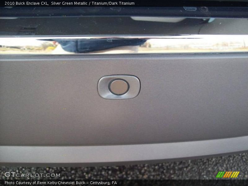 Silver Green Metallic / Titanium/Dark Titanium 2010 Buick Enclave CXL