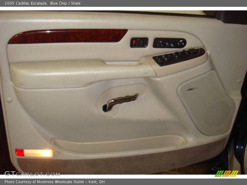 Blue Chip / Shale 2005 Cadillac Escalade