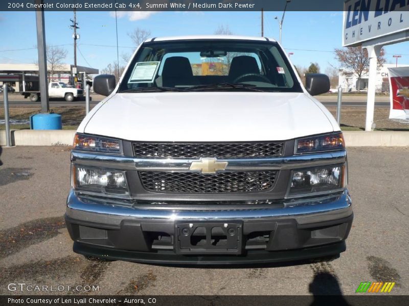 Summit White / Medium Dark Pewter 2004 Chevrolet Colorado Extended Cab 4x4