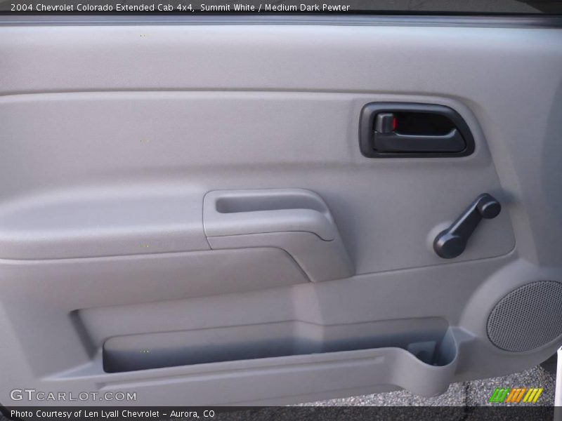 Summit White / Medium Dark Pewter 2004 Chevrolet Colorado Extended Cab 4x4