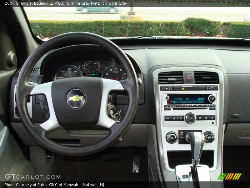 Granite Gray Metallic / Light Gray 2007 Chevrolet Equinox LS AWD
