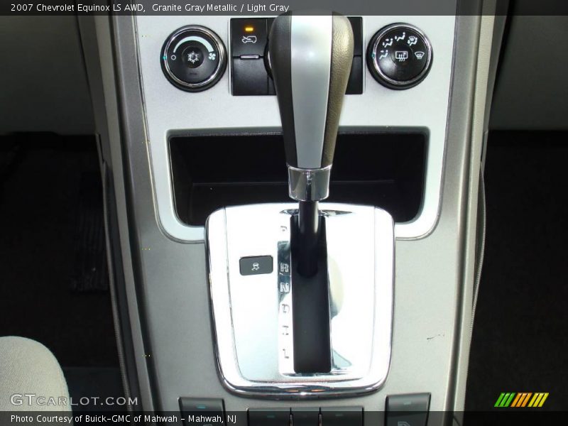 Granite Gray Metallic / Light Gray 2007 Chevrolet Equinox LS AWD