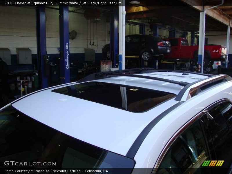 Summit White / Jet Black/Light Titanium 2010 Chevrolet Equinox LTZ