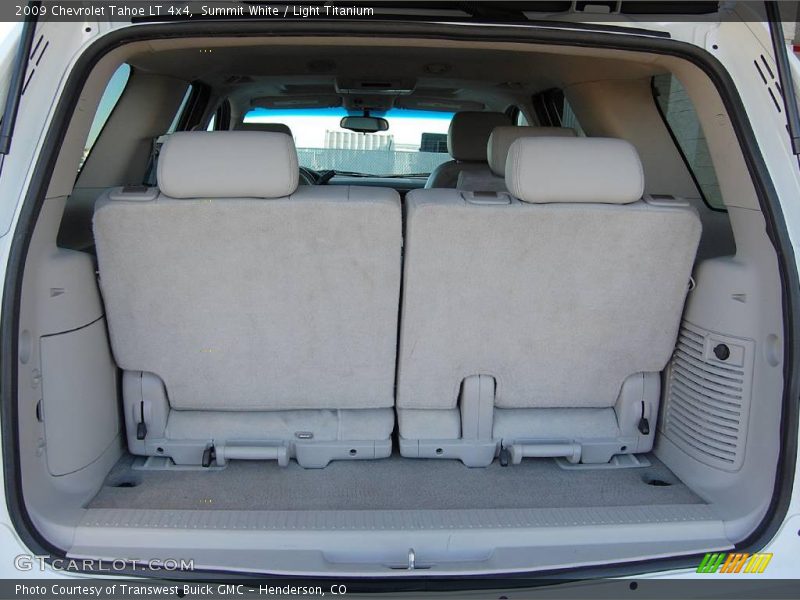 Summit White / Light Titanium 2009 Chevrolet Tahoe LT 4x4