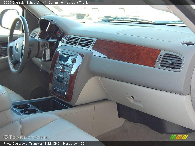 Summit White / Light Titanium 2009 Chevrolet Tahoe LT 4x4
