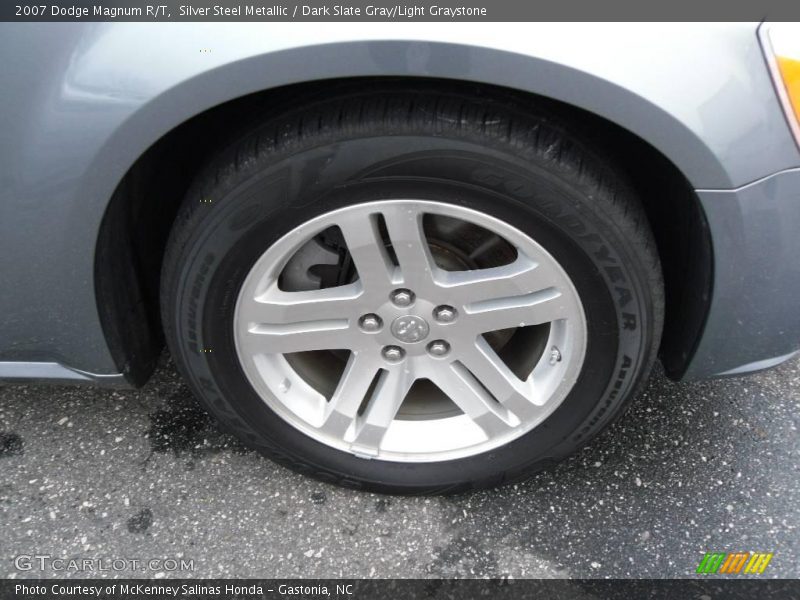 Silver Steel Metallic / Dark Slate Gray/Light Graystone 2007 Dodge Magnum R/T