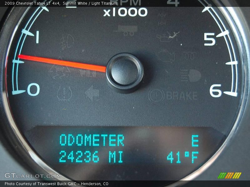 Summit White / Light Titanium 2009 Chevrolet Tahoe LT 4x4