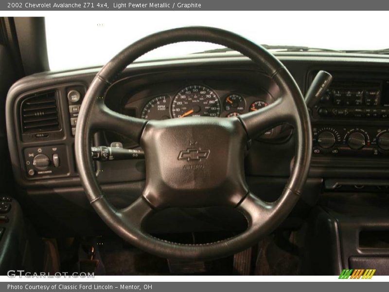 Light Pewter Metallic / Graphite 2002 Chevrolet Avalanche Z71 4x4