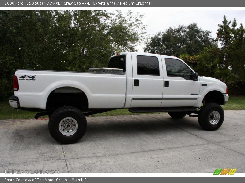Oxford White / Medium Graphite 2000 Ford F350 Super Duty XLT Crew Cab 4x4