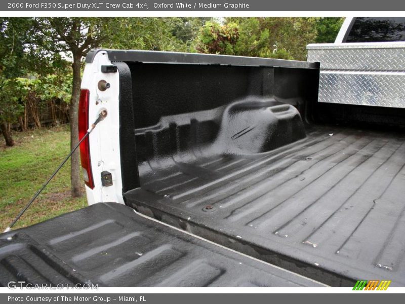 Oxford White / Medium Graphite 2000 Ford F350 Super Duty XLT Crew Cab 4x4