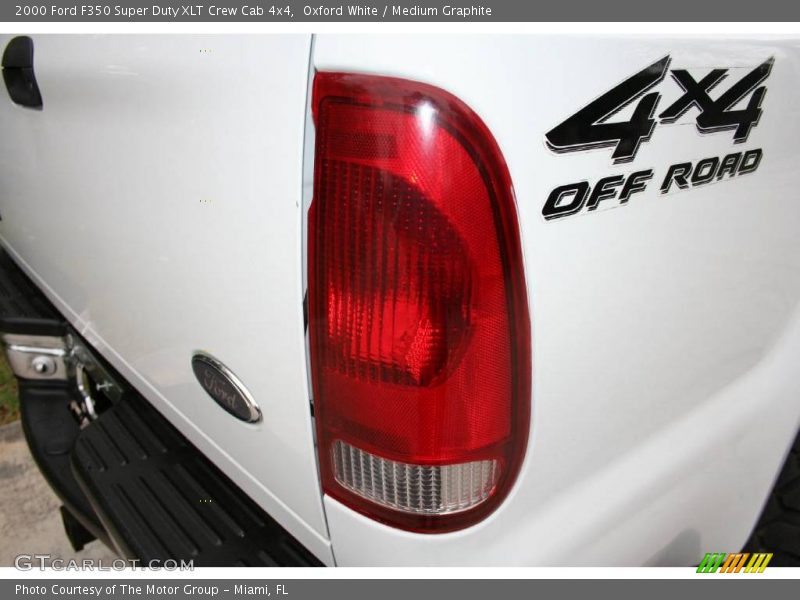 Oxford White / Medium Graphite 2000 Ford F350 Super Duty XLT Crew Cab 4x4