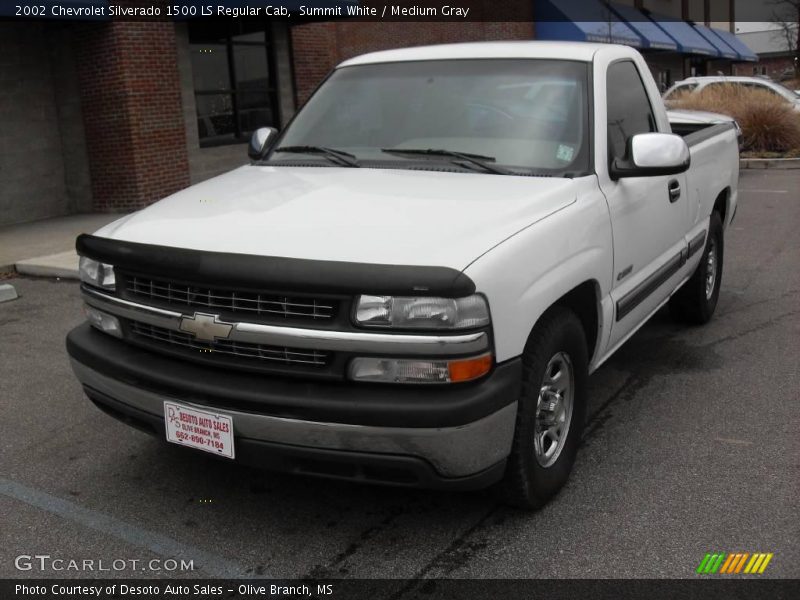 Summit White / Medium Gray 2002 Chevrolet Silverado 1500 LS Regular Cab