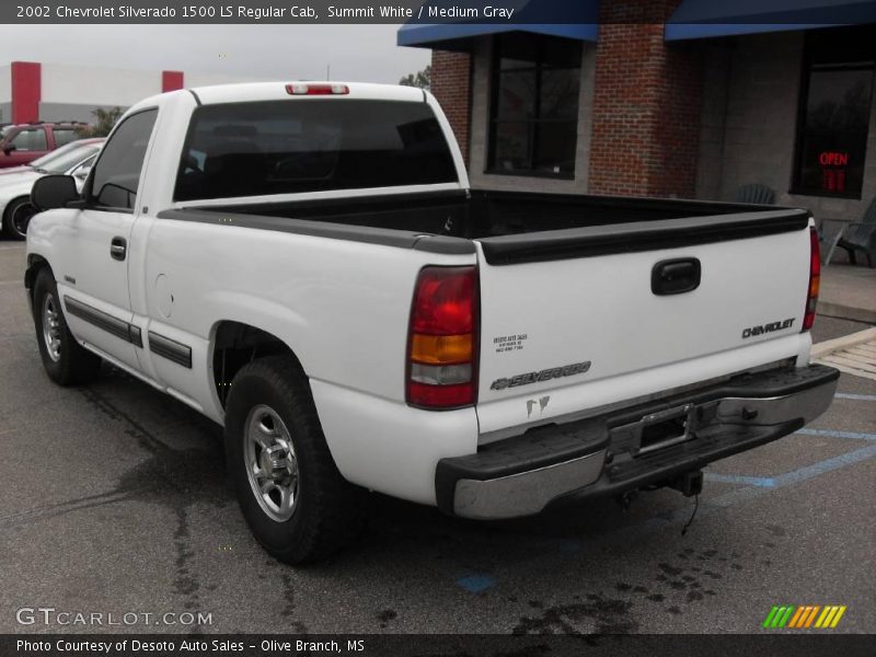 Summit White / Medium Gray 2002 Chevrolet Silverado 1500 LS Regular Cab
