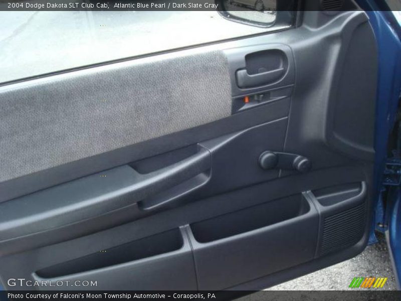 Atlantic Blue Pearl / Dark Slate Gray 2004 Dodge Dakota SLT Club Cab