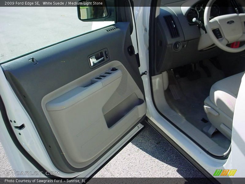 White Suede / Medium Light Stone 2009 Ford Edge SE