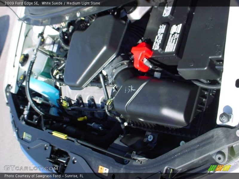 White Suede / Medium Light Stone 2009 Ford Edge SE