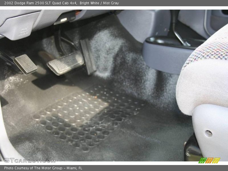 Bright White / Mist Gray 2002 Dodge Ram 2500 SLT Quad Cab 4x4