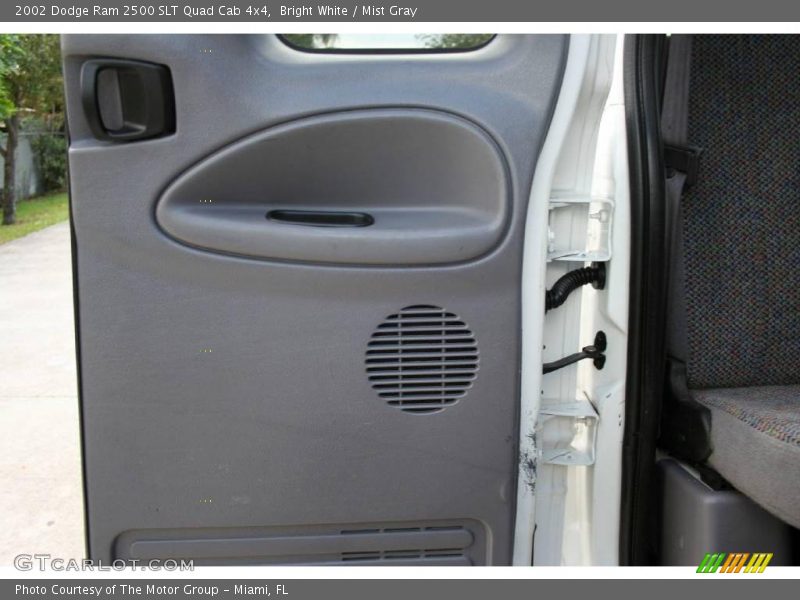 Bright White / Mist Gray 2002 Dodge Ram 2500 SLT Quad Cab 4x4