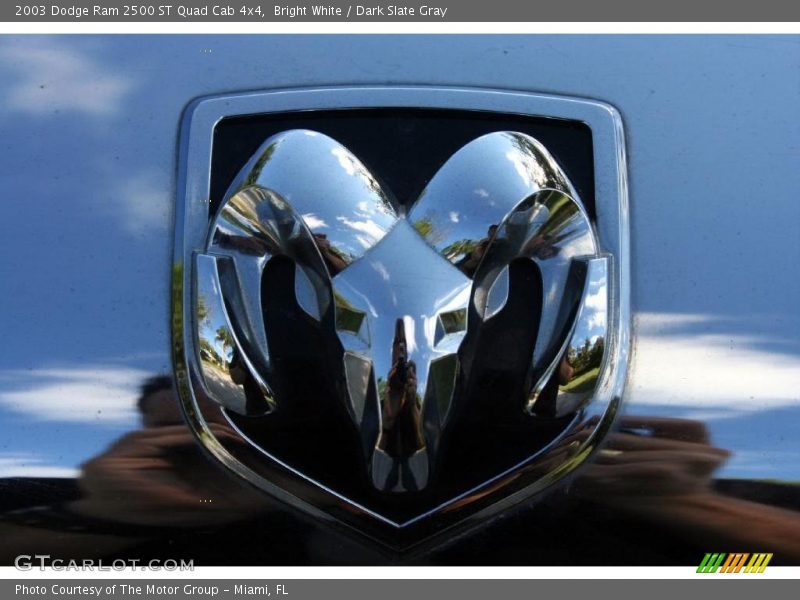 Bright White / Dark Slate Gray 2003 Dodge Ram 2500 ST Quad Cab 4x4