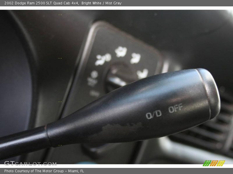 Bright White / Mist Gray 2002 Dodge Ram 2500 SLT Quad Cab 4x4