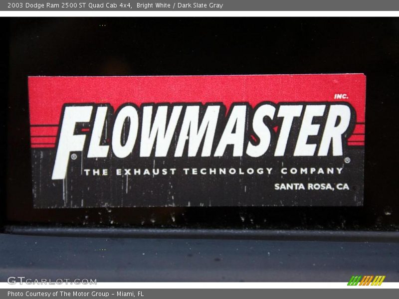 Bright White / Dark Slate Gray 2003 Dodge Ram 2500 ST Quad Cab 4x4