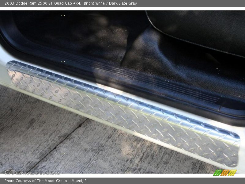 Bright White / Dark Slate Gray 2003 Dodge Ram 2500 ST Quad Cab 4x4
