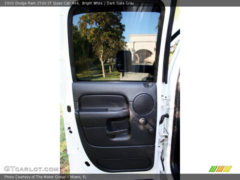 Bright White / Dark Slate Gray 2003 Dodge Ram 2500 ST Quad Cab 4x4