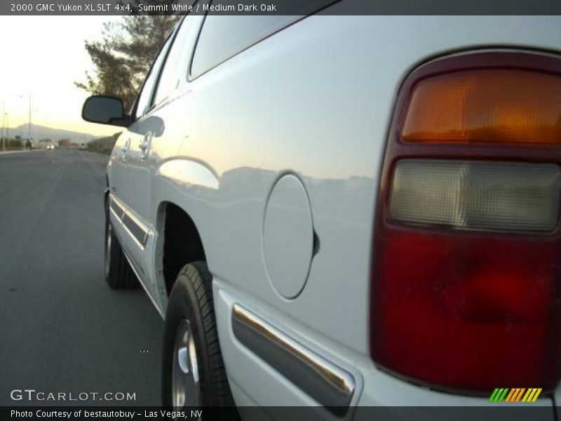 Summit White / Medium Dark Oak 2000 GMC Yukon XL SLT 4x4