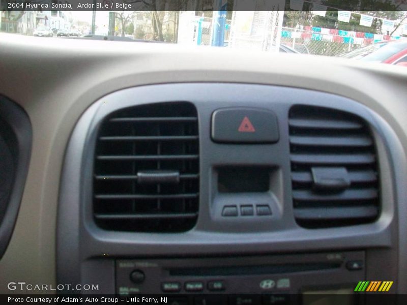 Ardor Blue / Beige 2004 Hyundai Sonata