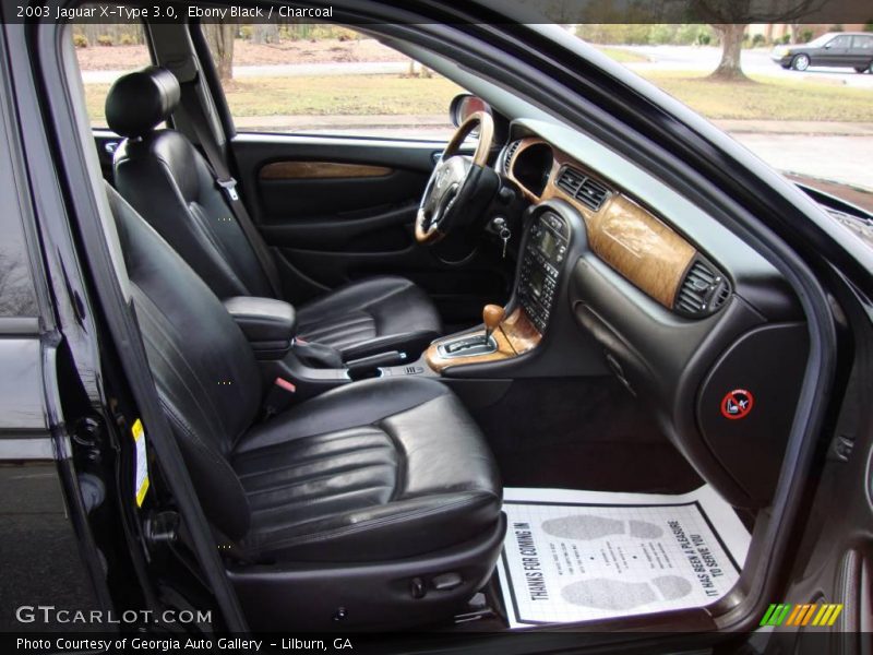 Ebony Black / Charcoal 2003 Jaguar X-Type 3.0