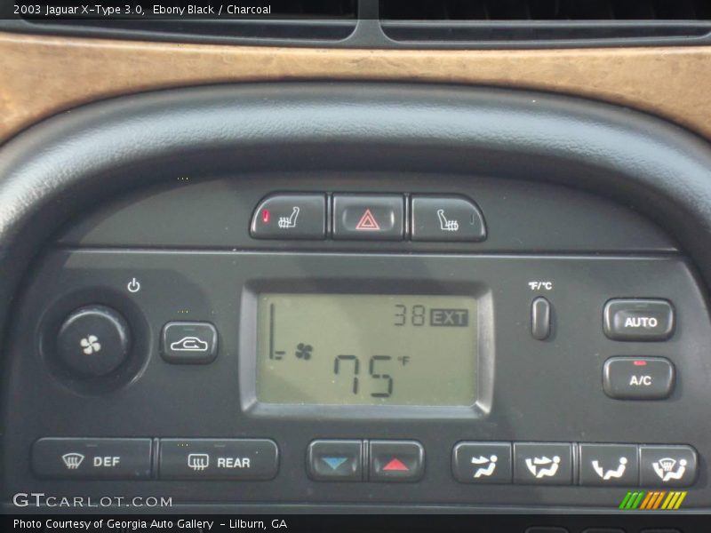 Ebony Black / Charcoal 2003 Jaguar X-Type 3.0