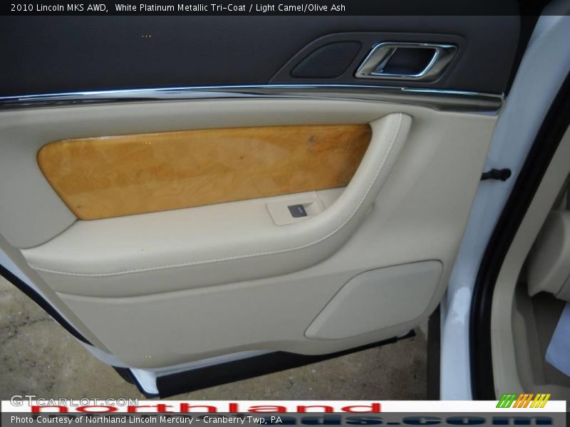 White Platinum Metallic Tri-Coat / Light Camel/Olive Ash 2010 Lincoln MKS AWD