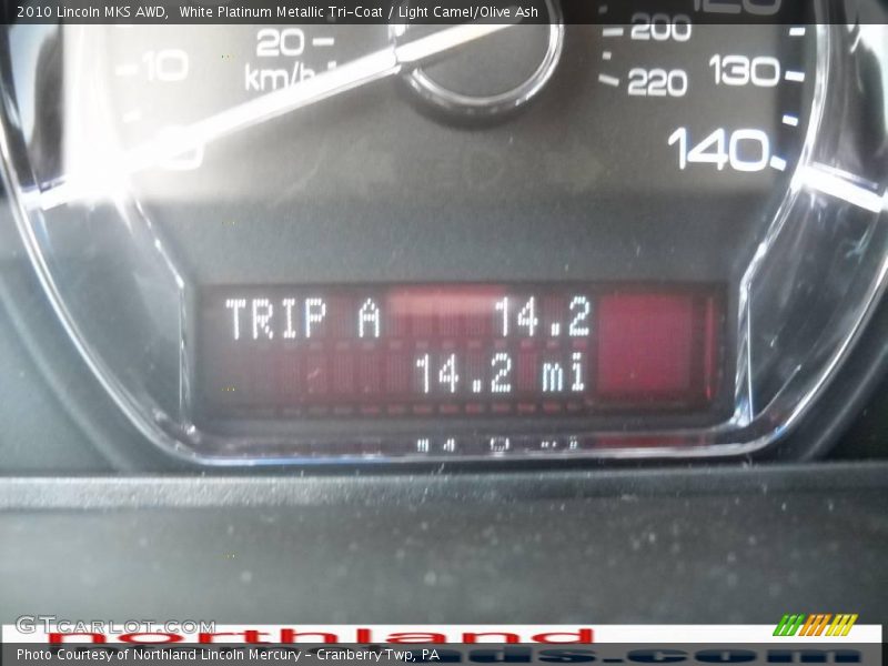 White Platinum Metallic Tri-Coat / Light Camel/Olive Ash 2010 Lincoln MKS AWD