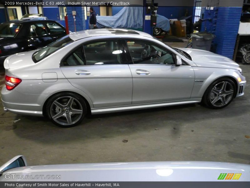 Iridium Silver Metallic / Grey/Black 2009 Mercedes-Benz C 63 AMG