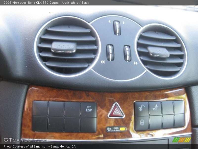 Arctic White / Black 2008 Mercedes-Benz CLK 550 Coupe
