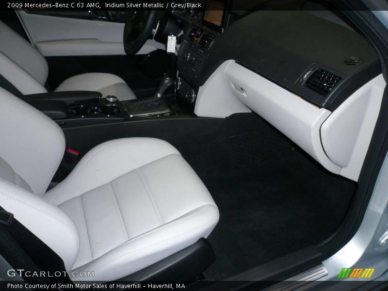 Iridium Silver Metallic / Grey/Black 2009 Mercedes-Benz C 63 AMG