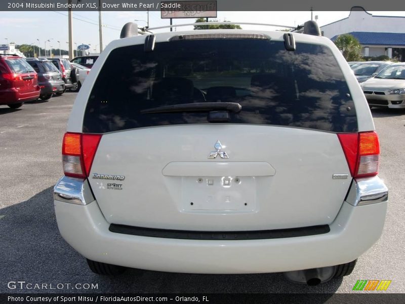 Dover White Pearl / Saddle 2004 Mitsubishi Endeavor XLS