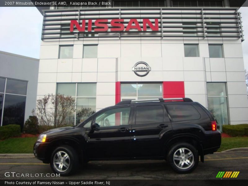 Kalapana Black / Black 2007 Mitsubishi Endeavor SE AWD