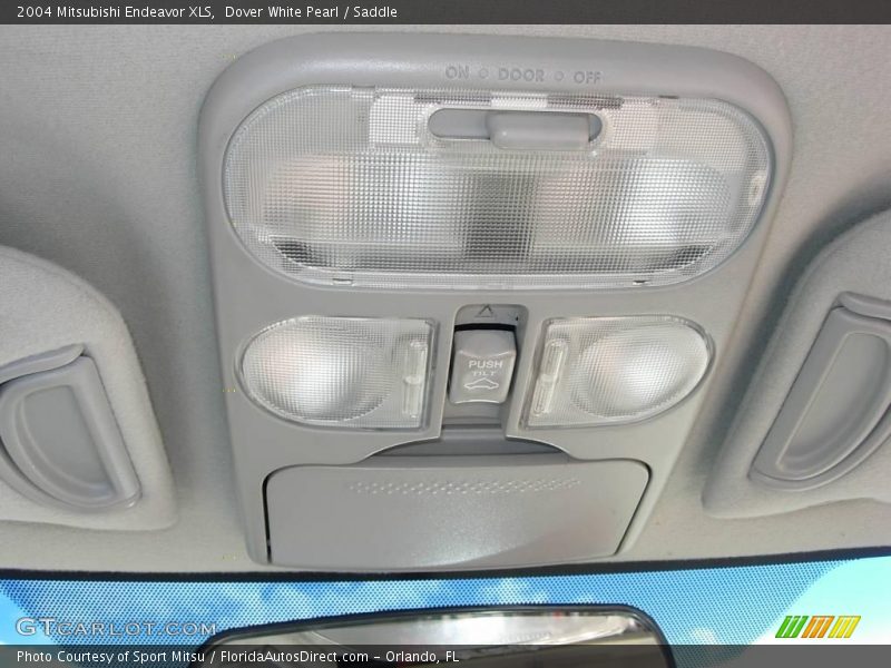 Dover White Pearl / Saddle 2004 Mitsubishi Endeavor XLS