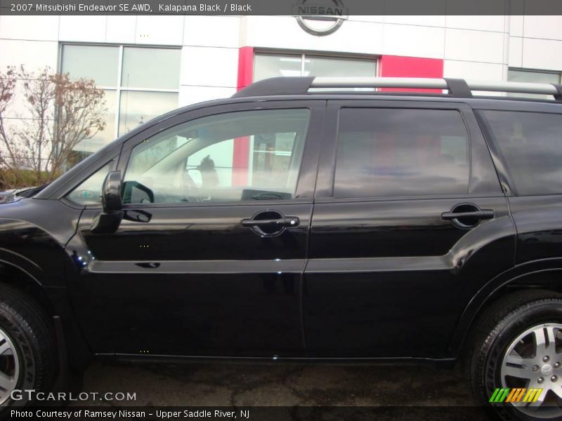 Kalapana Black / Black 2007 Mitsubishi Endeavor SE AWD