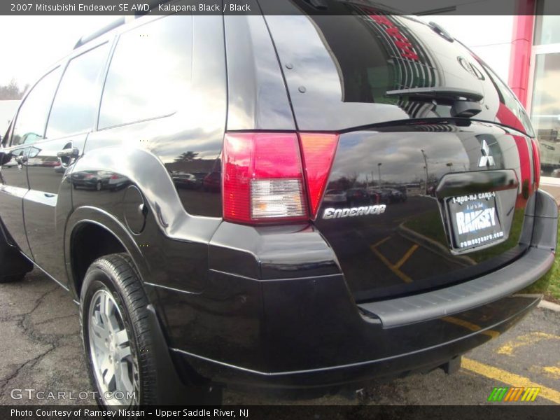 Kalapana Black / Black 2007 Mitsubishi Endeavor SE AWD