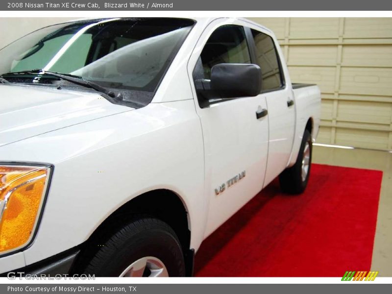 Blizzard White / Almond 2008 Nissan Titan XE Crew Cab