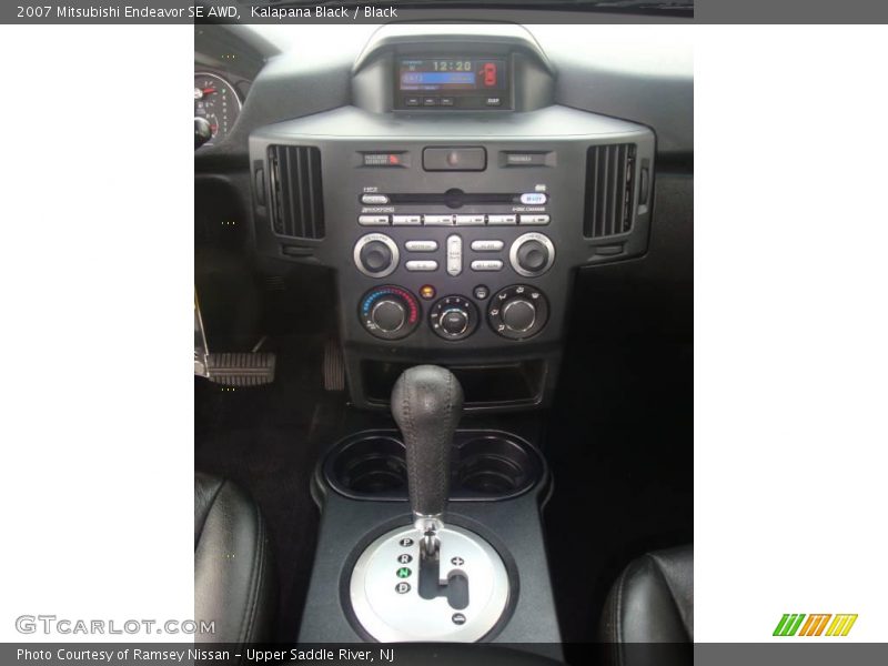Kalapana Black / Black 2007 Mitsubishi Endeavor SE AWD