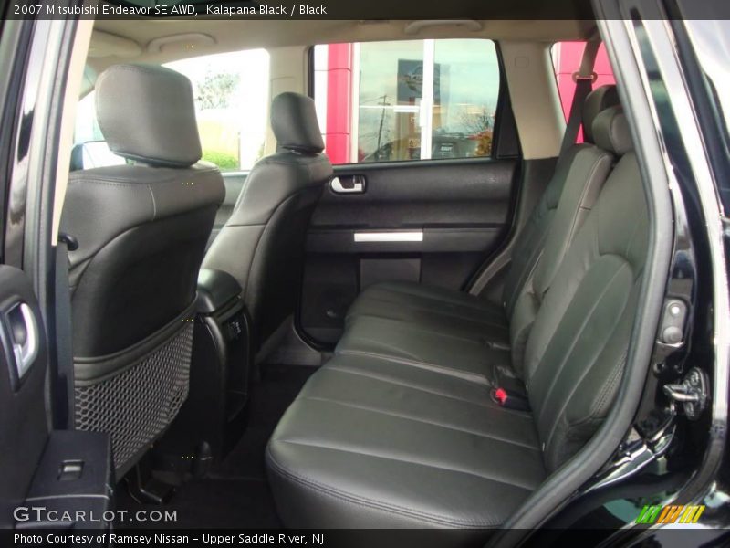 Kalapana Black / Black 2007 Mitsubishi Endeavor SE AWD
