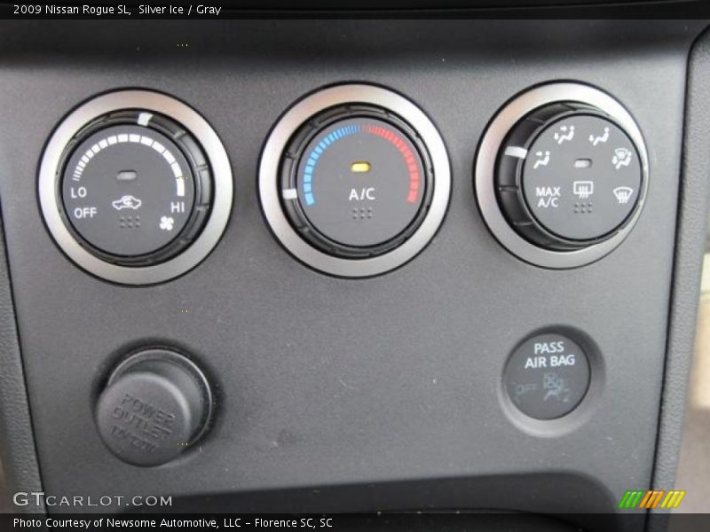 Silver Ice / Gray 2009 Nissan Rogue SL